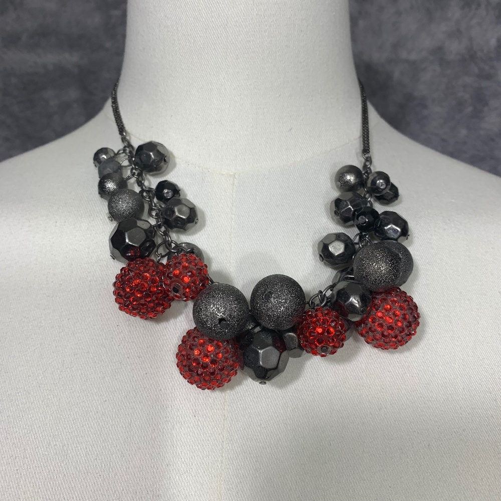 Unbranded Statement Bib Necklace Womens OS Red‎ Gray Rhinestone Glitter Cluster
